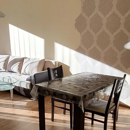 апарт диана * Yambol